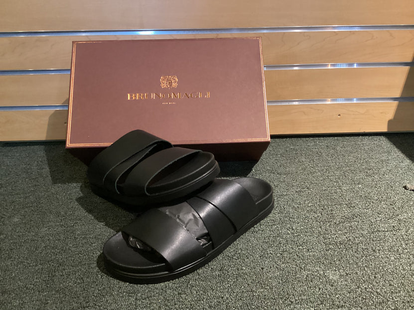 NWT Bruno Magli Leather Slides